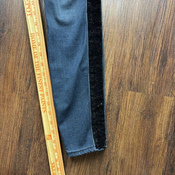 Good American Good Waist Skinny Jeans Velvet Stripe Dark Wash Women’s Size 8/29 - Picture 9 of 11